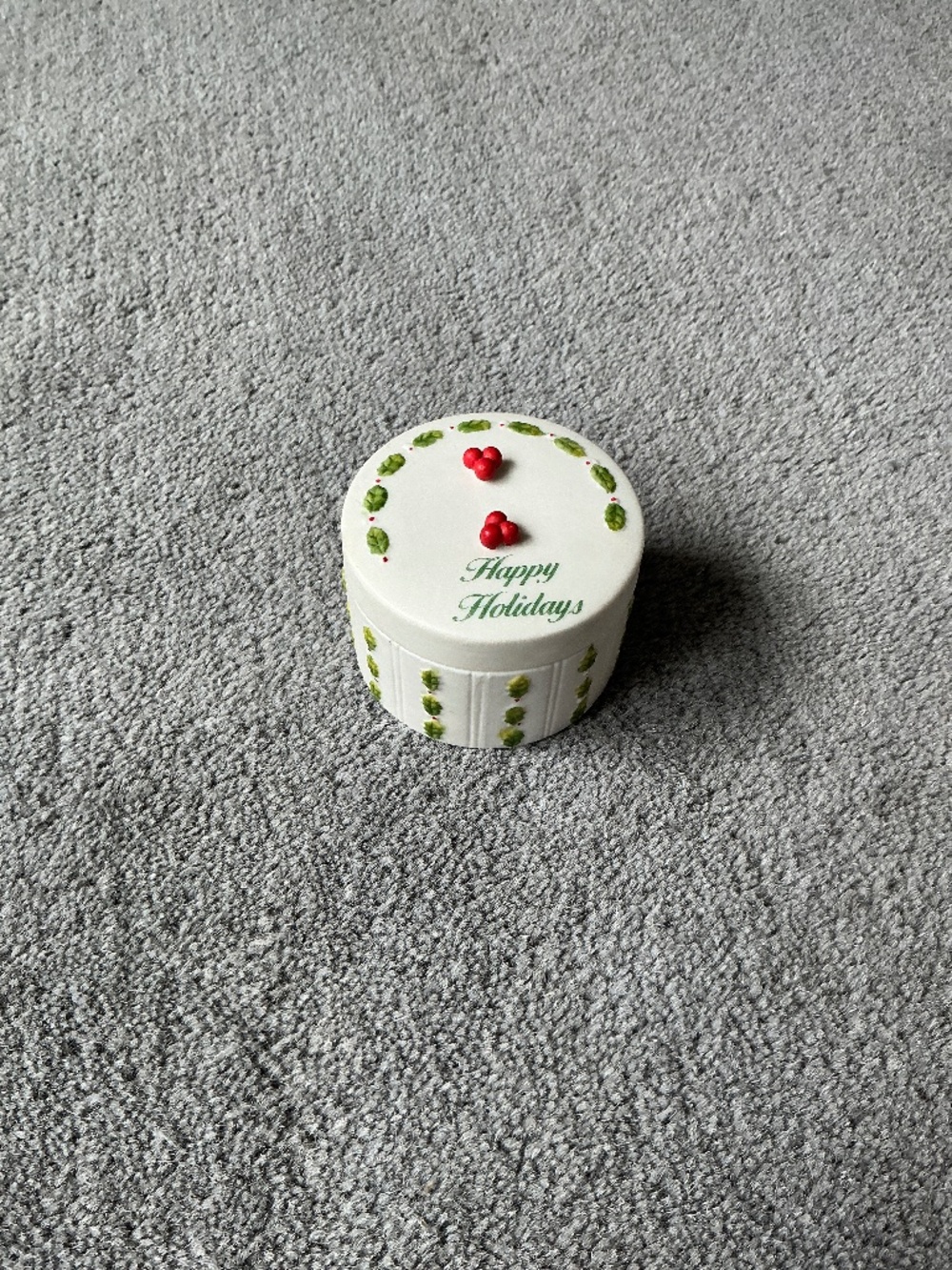Vintage Enesco “Happy Holidays” porcelain trinket box